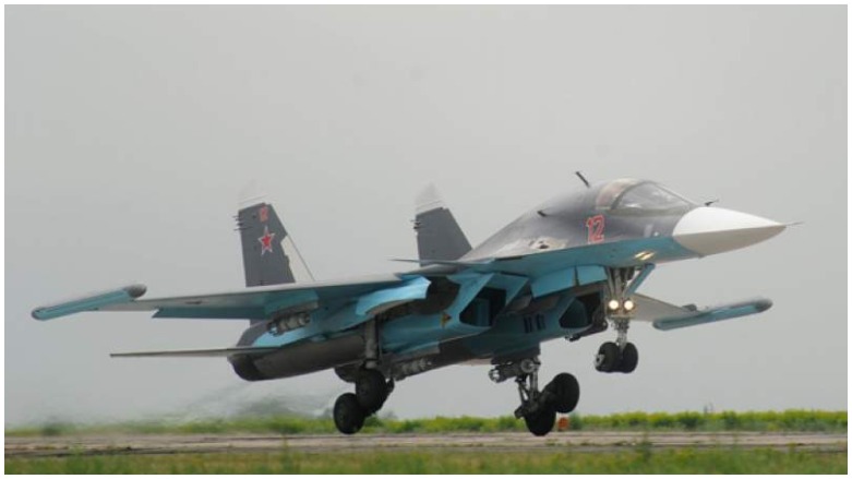 Birîtanya ji bo yekem car hêzeke rêjîma Sûryê bordûman dike